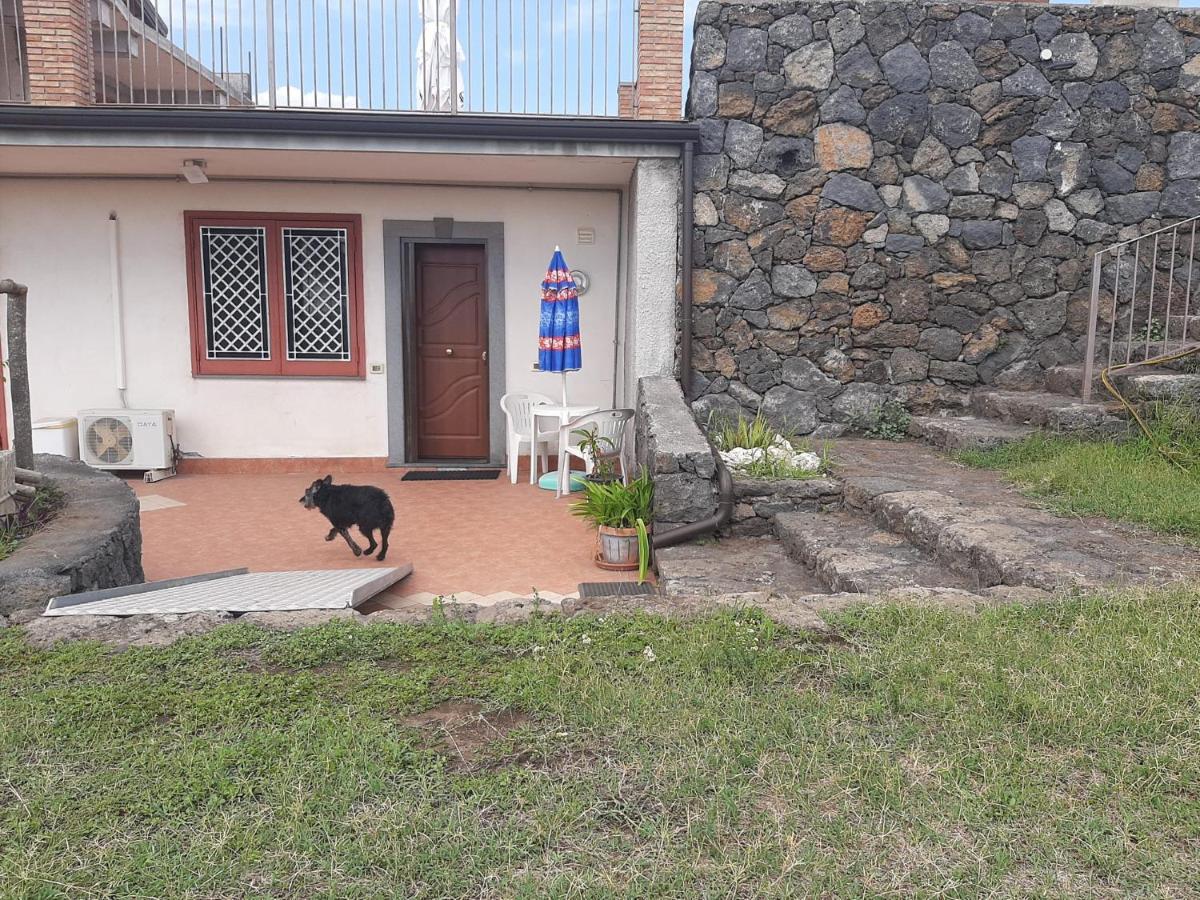 Holiday House Start Point Apartment Aci Bonaccorsi ภายนอก รูปภาพ