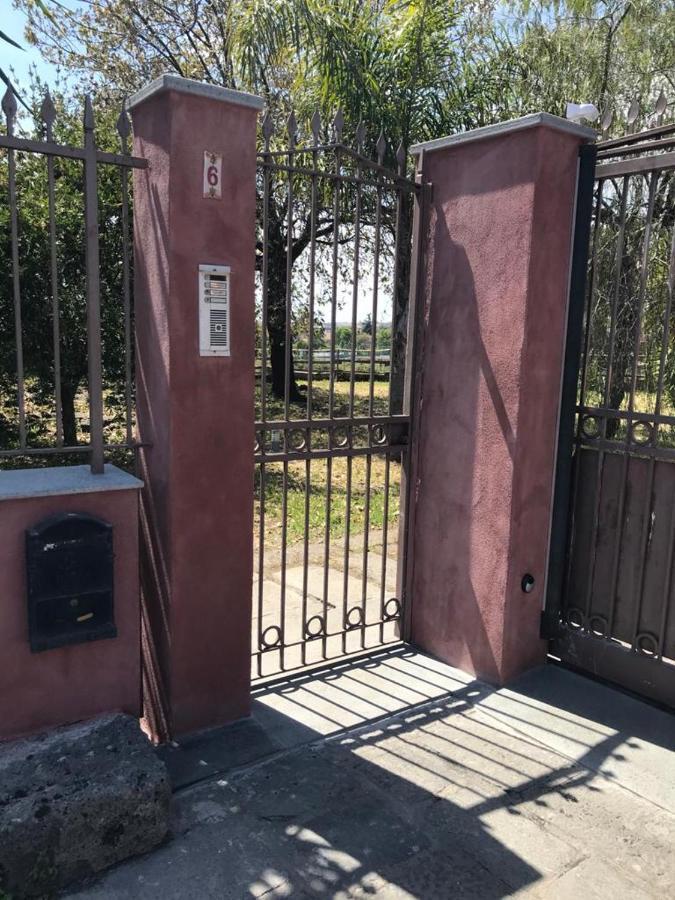 Holiday House Start Point Apartment Aci Bonaccorsi ภายนอก รูปภาพ
