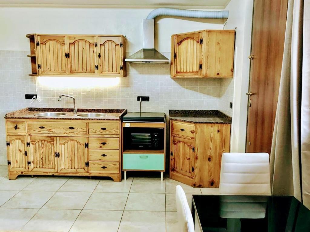 Holiday House Start Point Apartment Aci Bonaccorsi ภายนอก รูปภาพ
